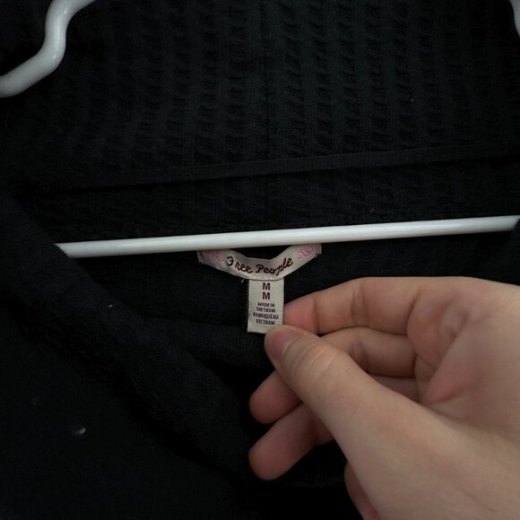 NWT Free People Black Sweater Wrap Medium Oversized Cotton Textured Cowl Neck - Picture 7 of 16